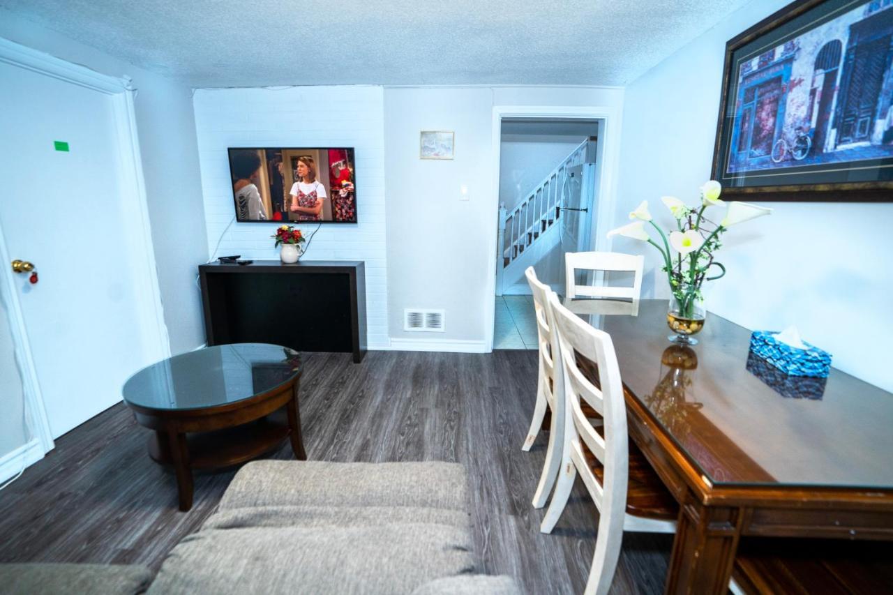 Cozy 3Br 2Bth Lower Unit, A Min To Hwy401, 404 & Dvp Βίλα Τορόντο Εξωτερικό φωτογραφία