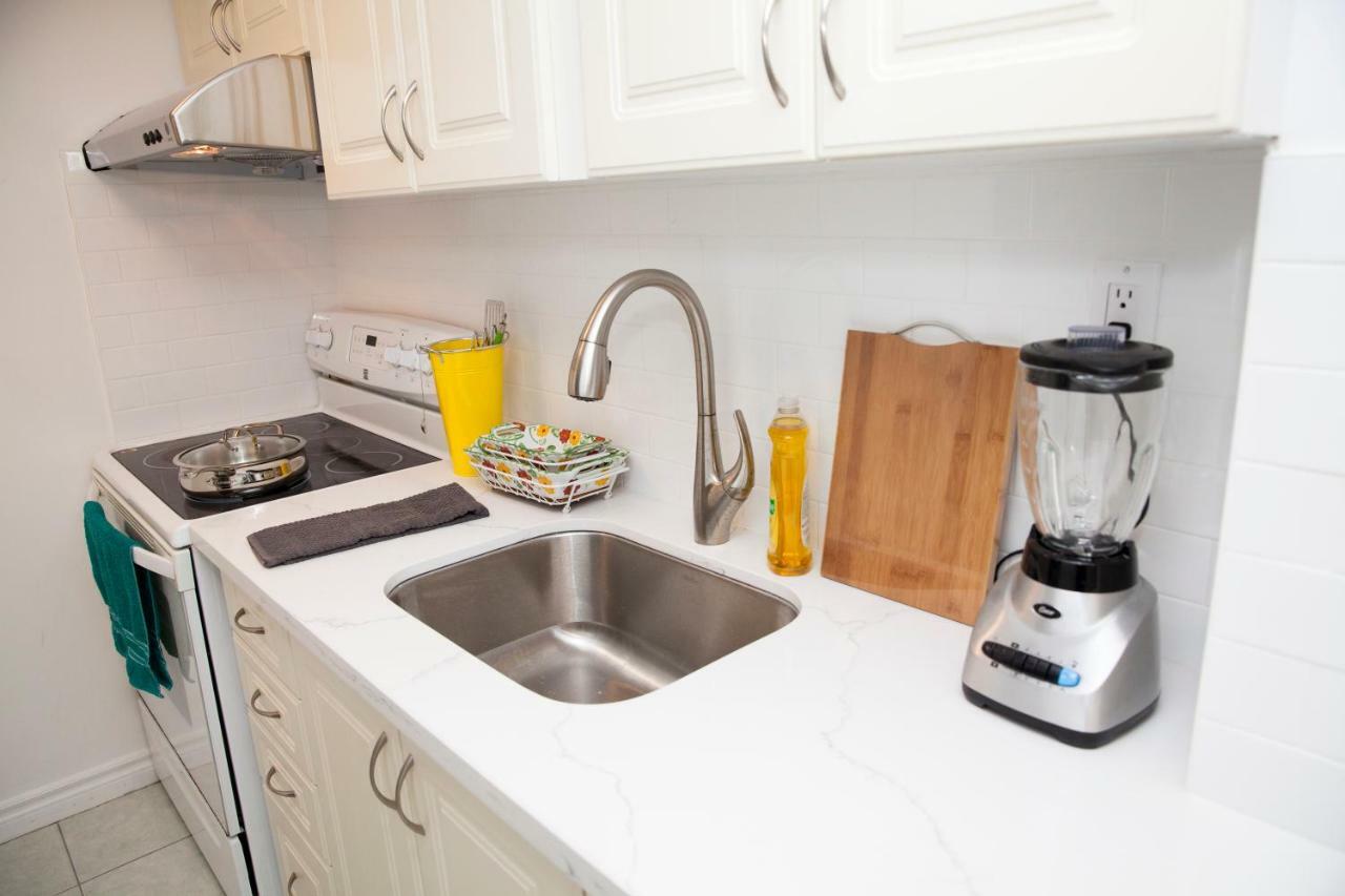 Cozy 3Br 2Bth Lower Unit, A Min To Hwy401, 404 & Dvp Βίλα Τορόντο Εξωτερικό φωτογραφία